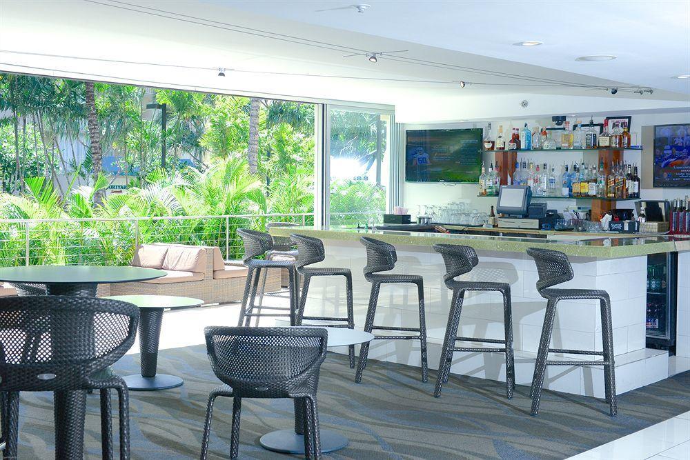Courtyard By Marriott Waikiki Hotel 4*