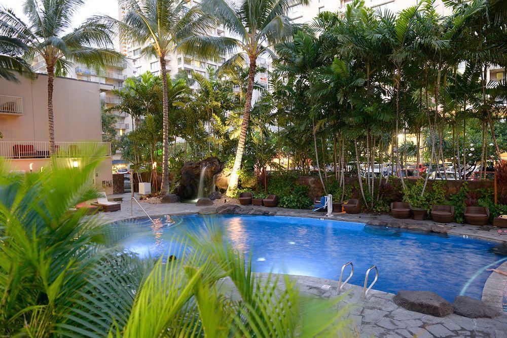 Courtyard By Marriott Waikiki 4*