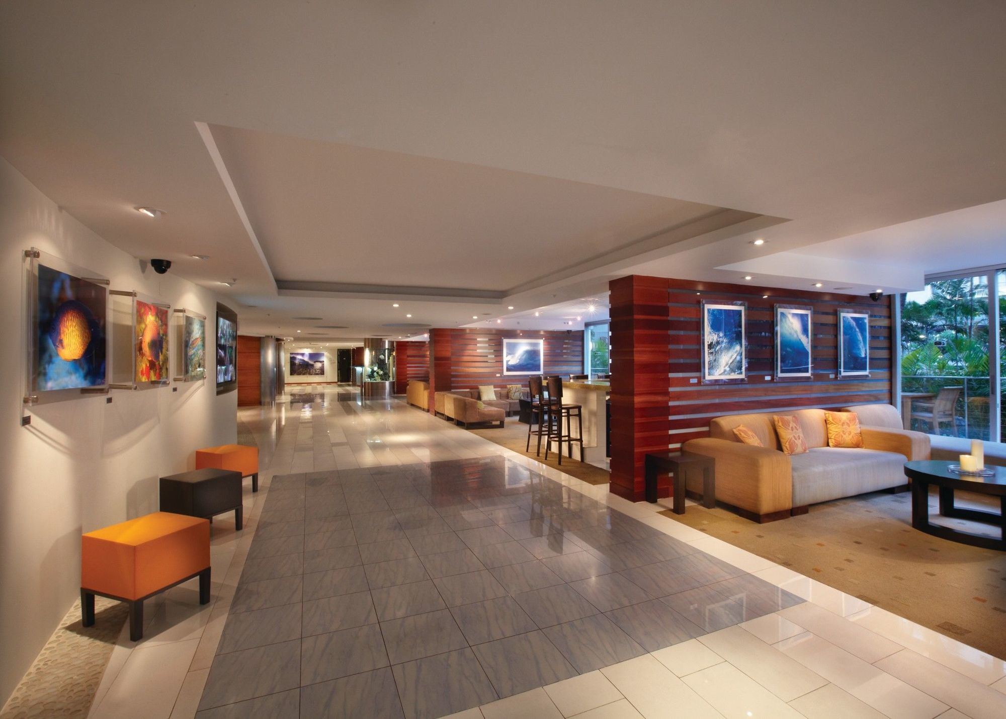 Hotel Courtyard By Marriott Waikiki