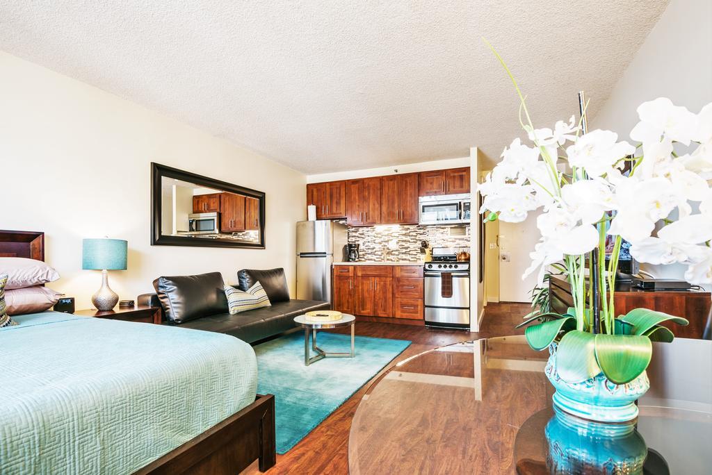 Apartment Waikiki Place At The Marine Surf Waikiki Honolulu