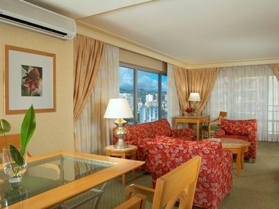 Ilikai Lite Aparthotel