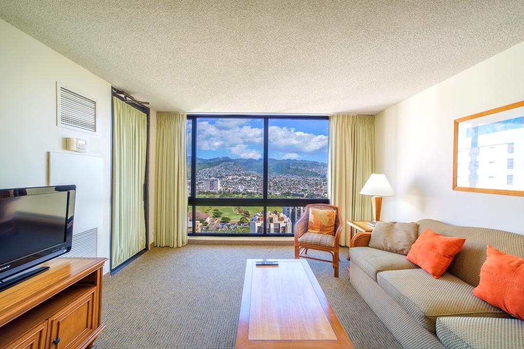 Apartment Mountain View Condo, Near Beach, Free Parking! *