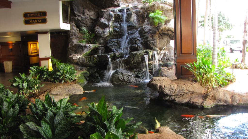 The Ali'i At Waikiki Banyan Apartment *