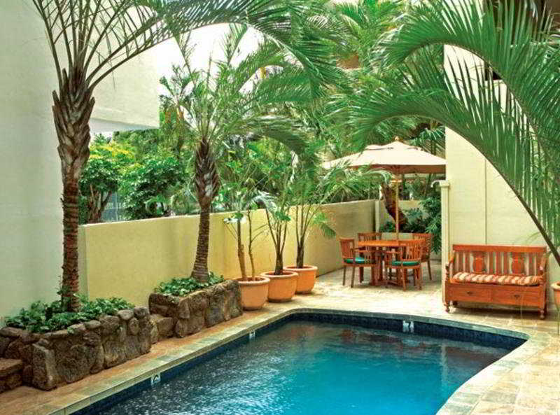 The Equus 3* Honolulu