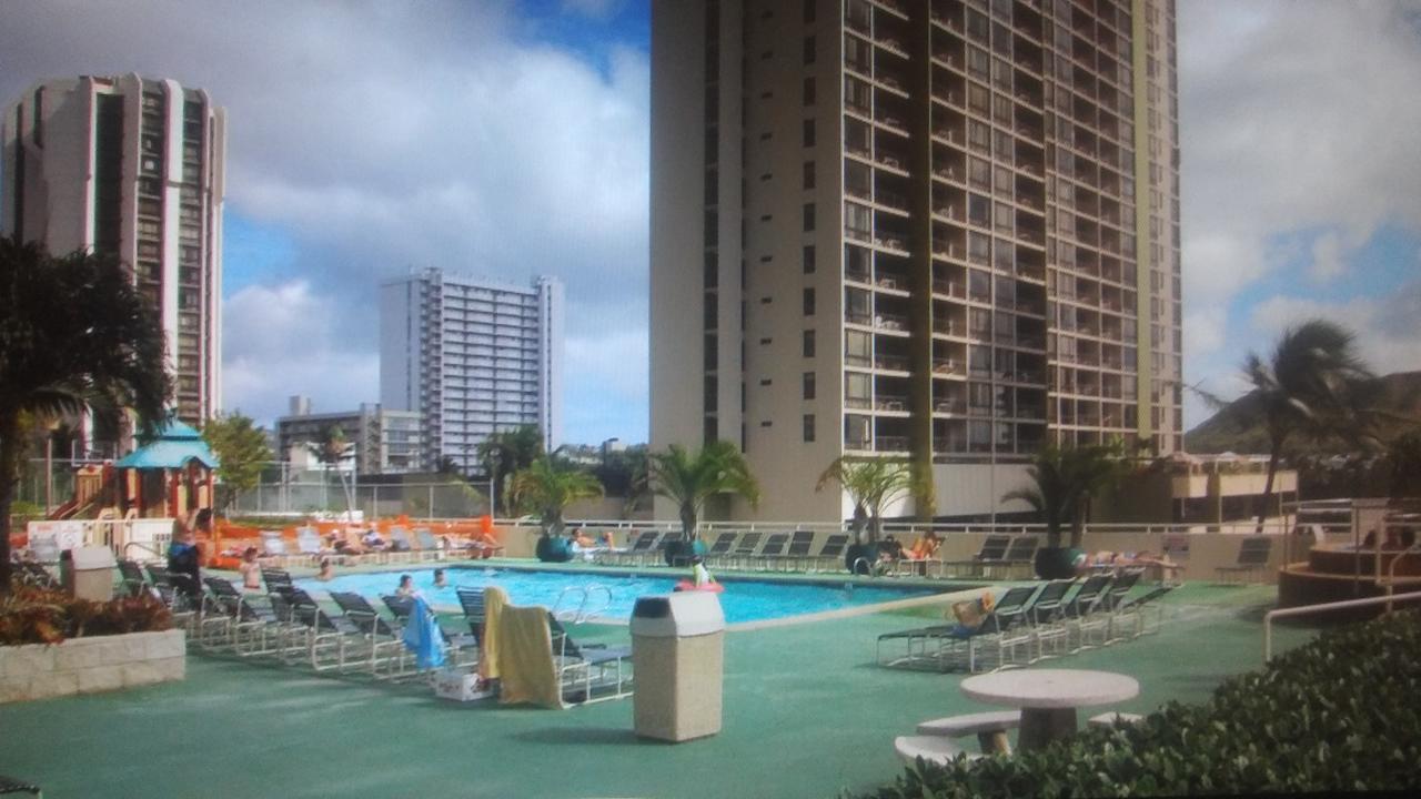 The Ali'i At Waikiki Banyan Apartment *