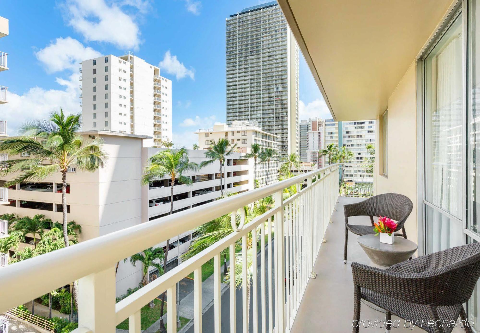 Courtyard By Marriott Waikiki Hotel 4*