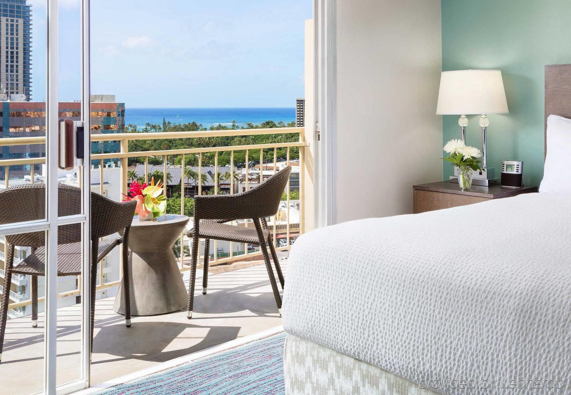 Courtyard By Marriott Waikiki