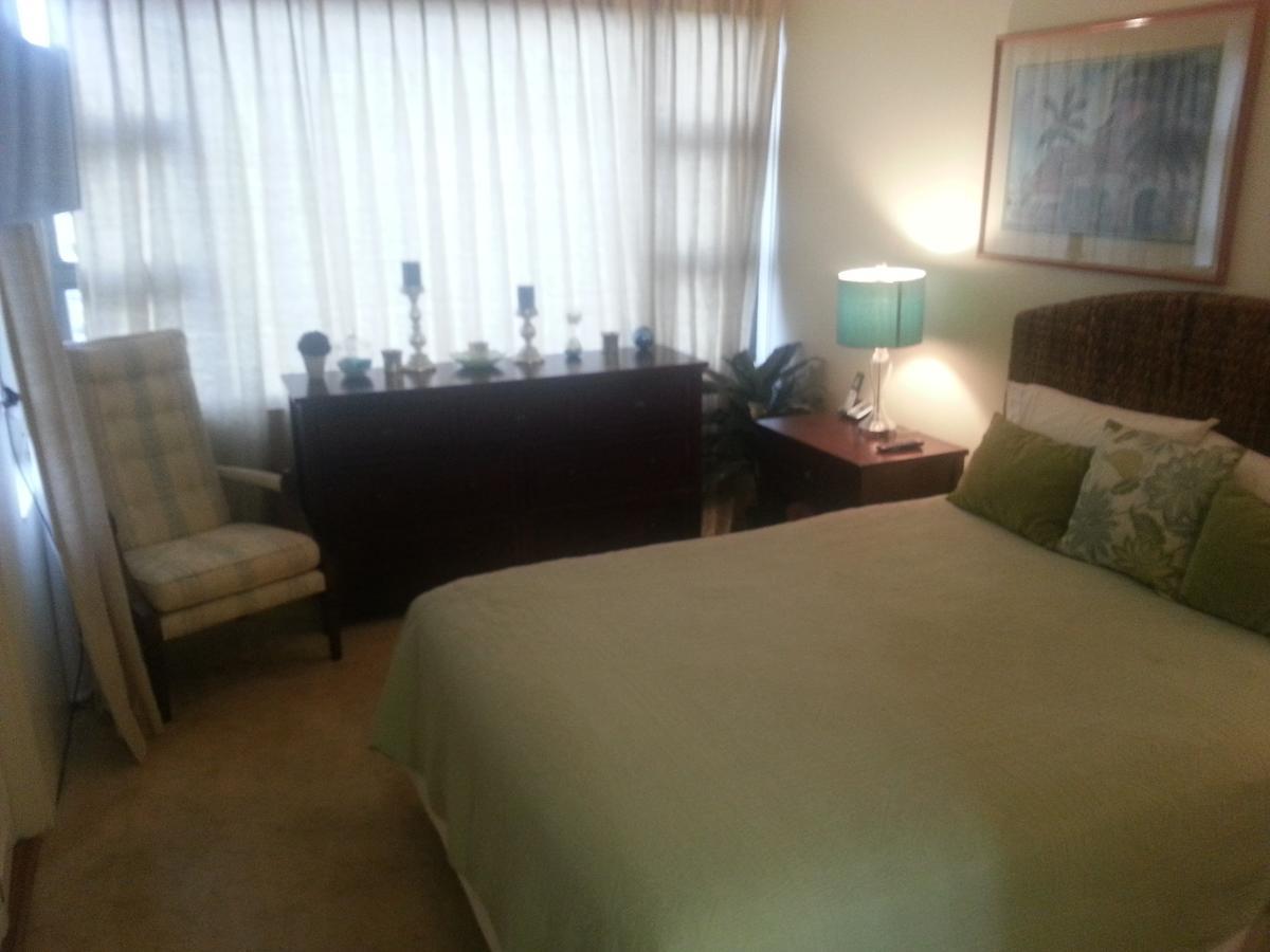The Ali'i At Waikiki Banyan Apartment