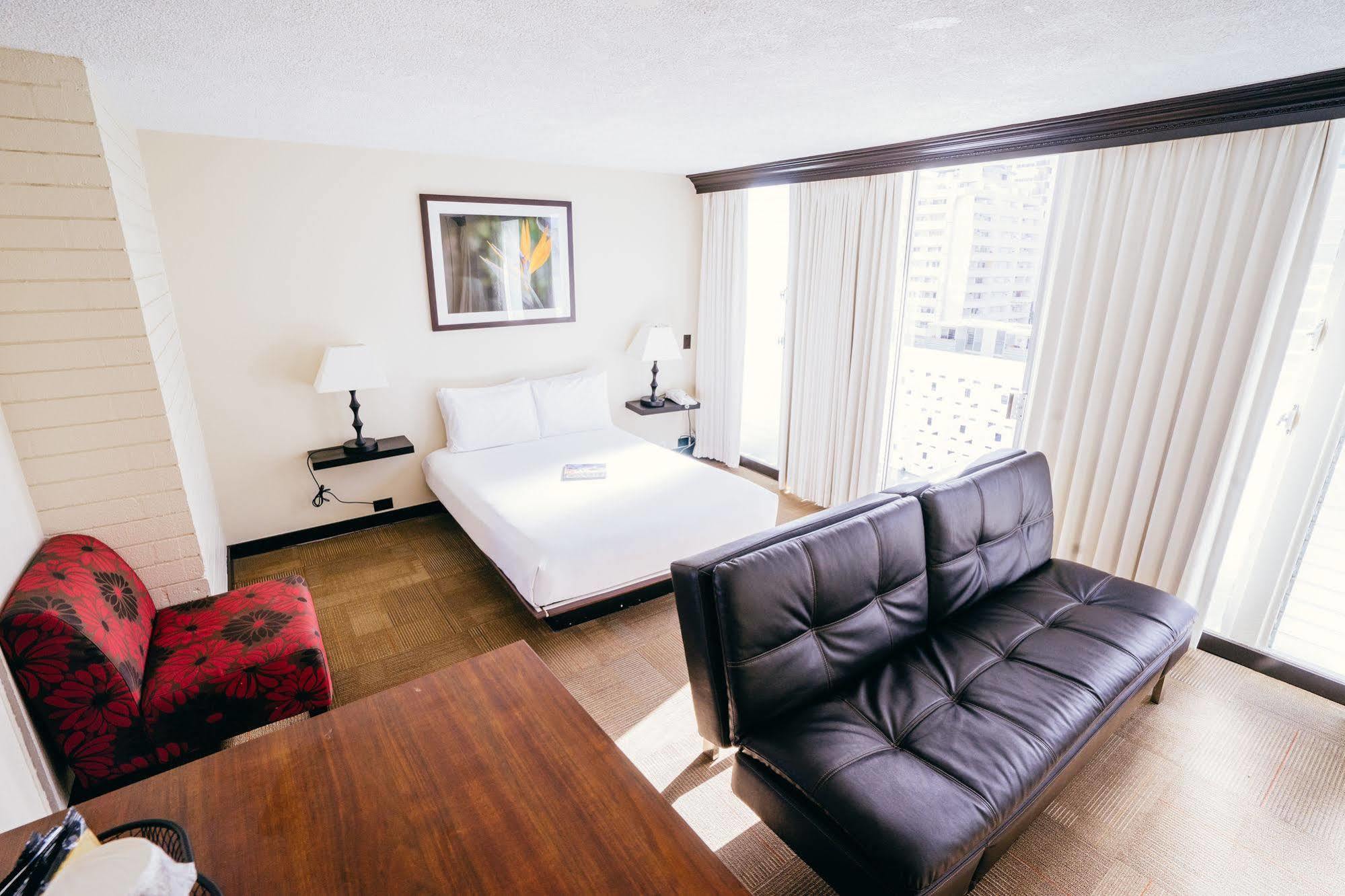 Waikiki Hotel