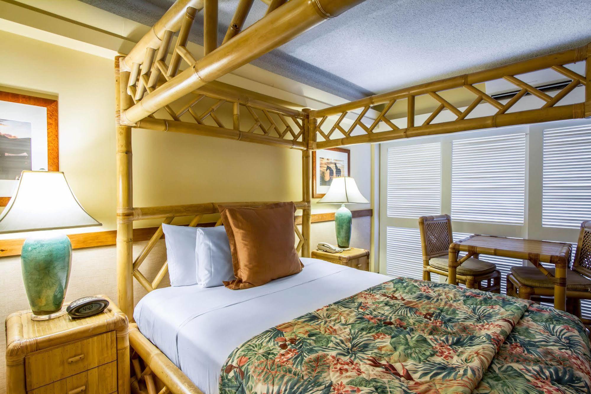 Hotel The Equus 3*