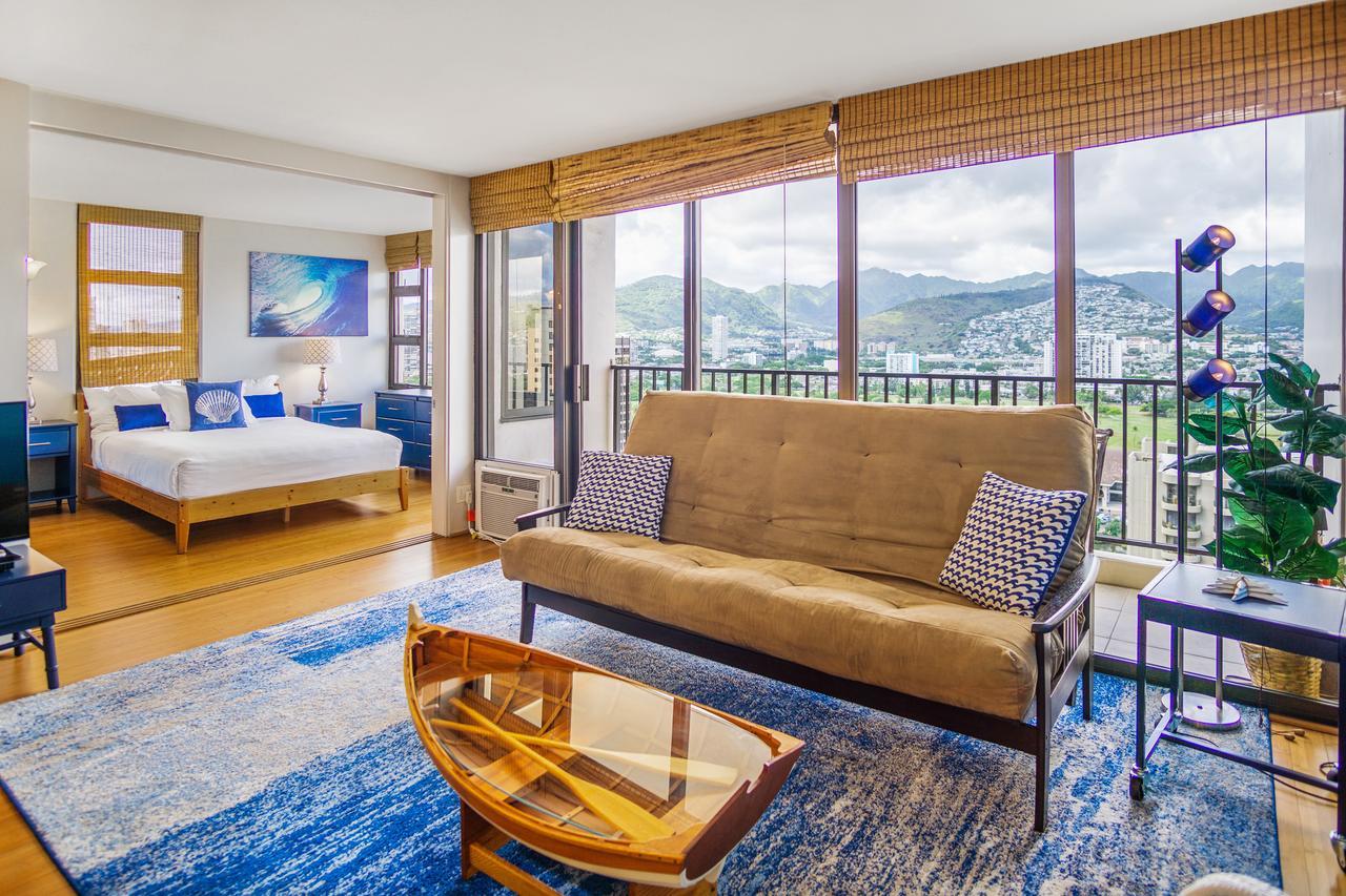 Waikiki Banyan Suites W Free Parking Apartment *