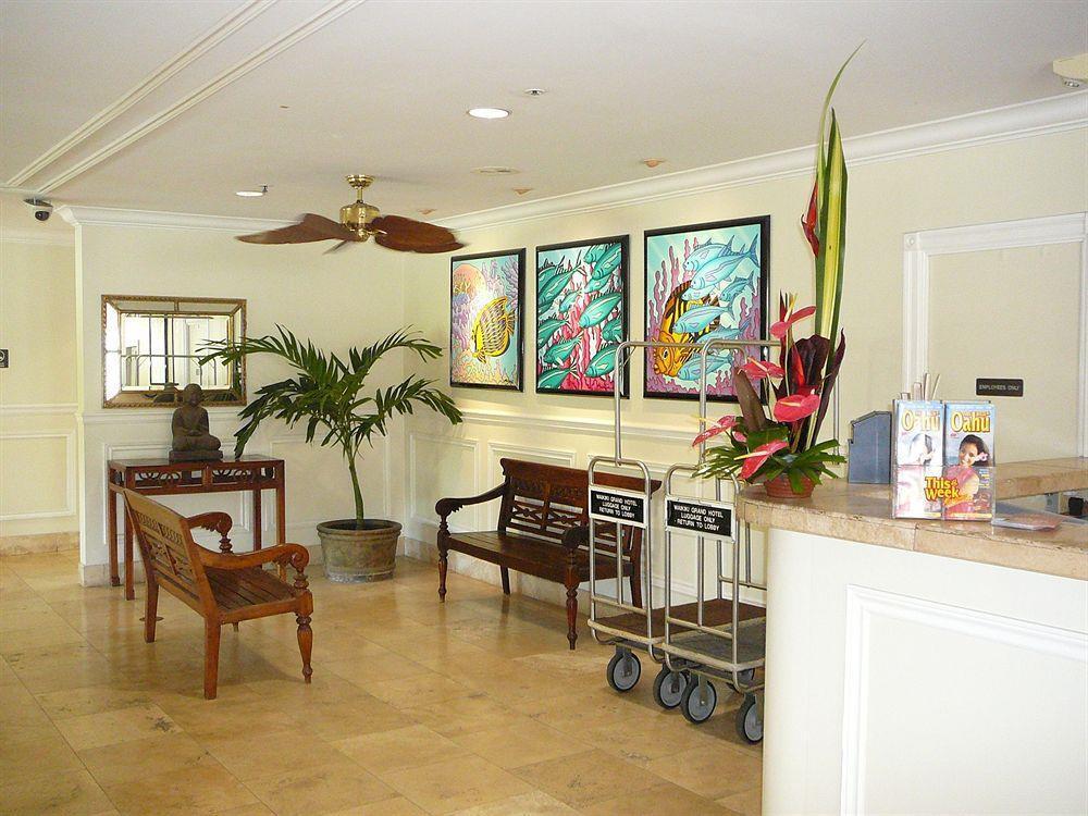 Castle At Waikiki Grand