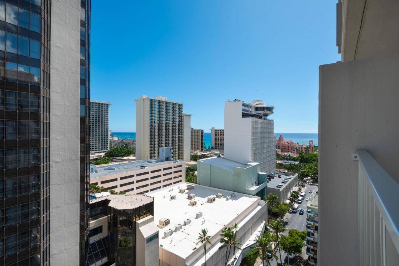 Marine Surf Waikiki 17th Floor * Honolulu