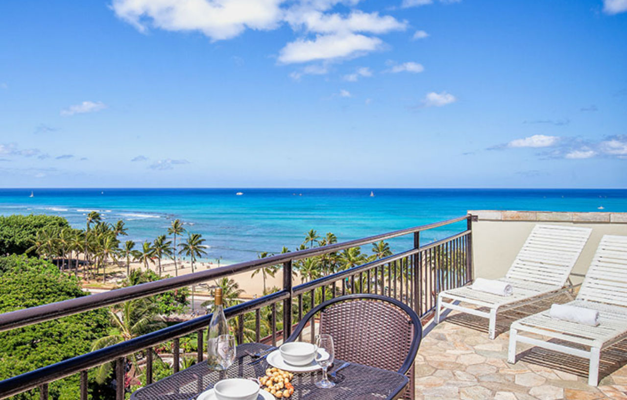 Castle At Waikiki Grand Hotel 2*